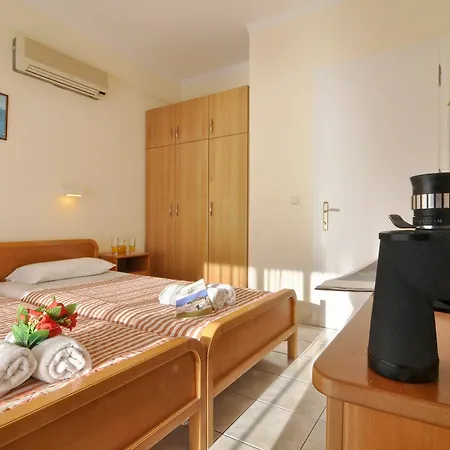Lido Sofia Holidays Agios Gordios  Exterior photo