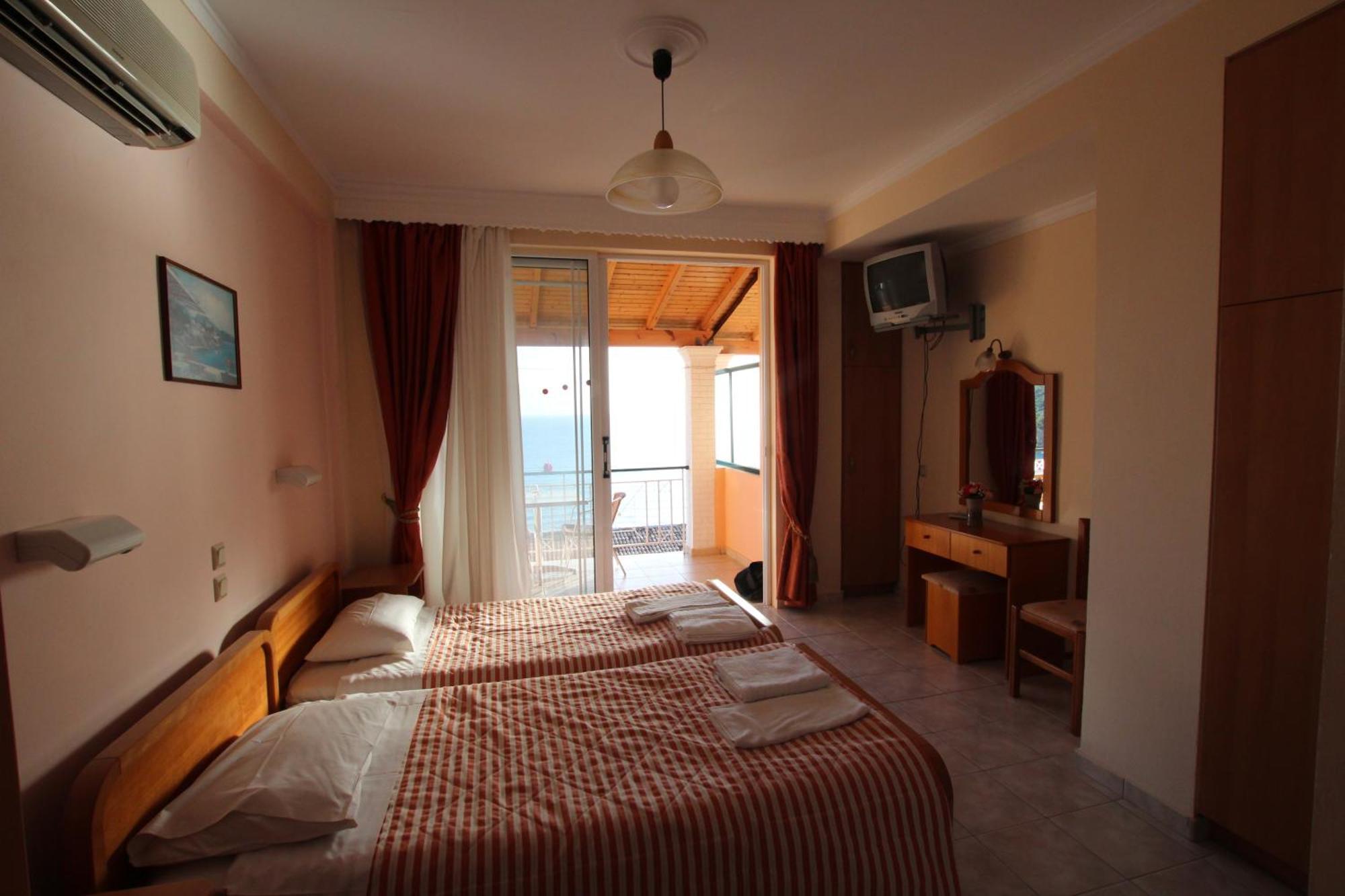 Lido Sofia Holidays Aparthotel Agios Gordios (Corfu)